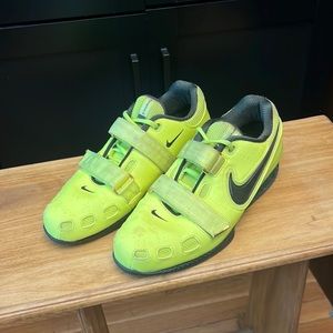 Nike Romaleos 2 - Neon Green - Men’s size 11 - Weightlifting Shoes